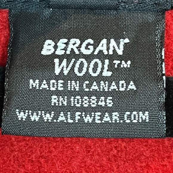 VTG KUHL Alf Women's Wool Coat Sz M Nordic Alpine Warm Minimalist Red Thumb Hole - Picture 7 of 16